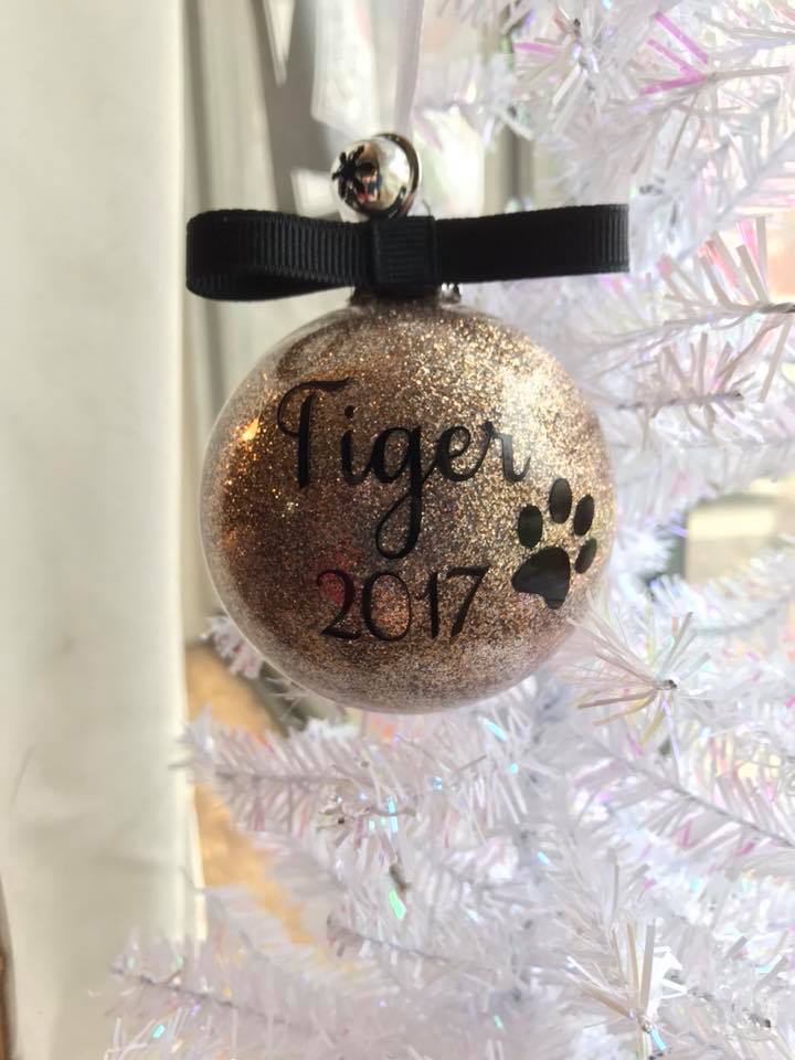 Custom Basic Christmas Ornament