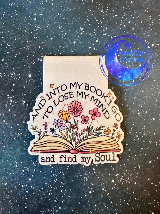 Floral Book Lover Magnetic Bookmark – Elegant & Functional Page Marker