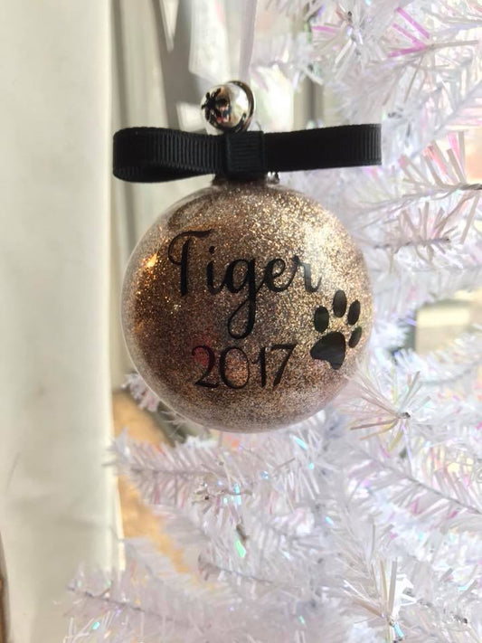 Custom Basic Christmas Ornament